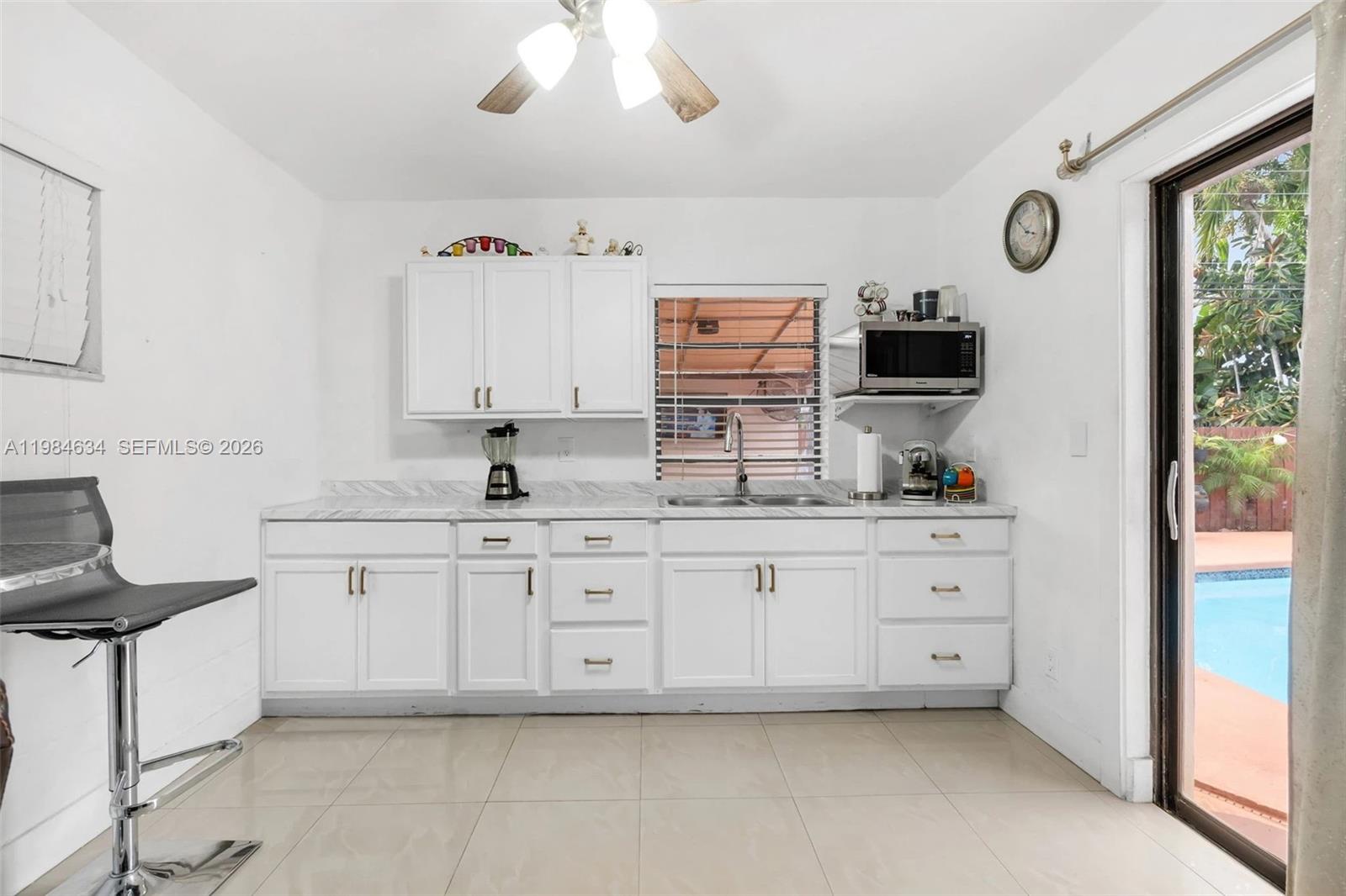 Hollywood East - Residential