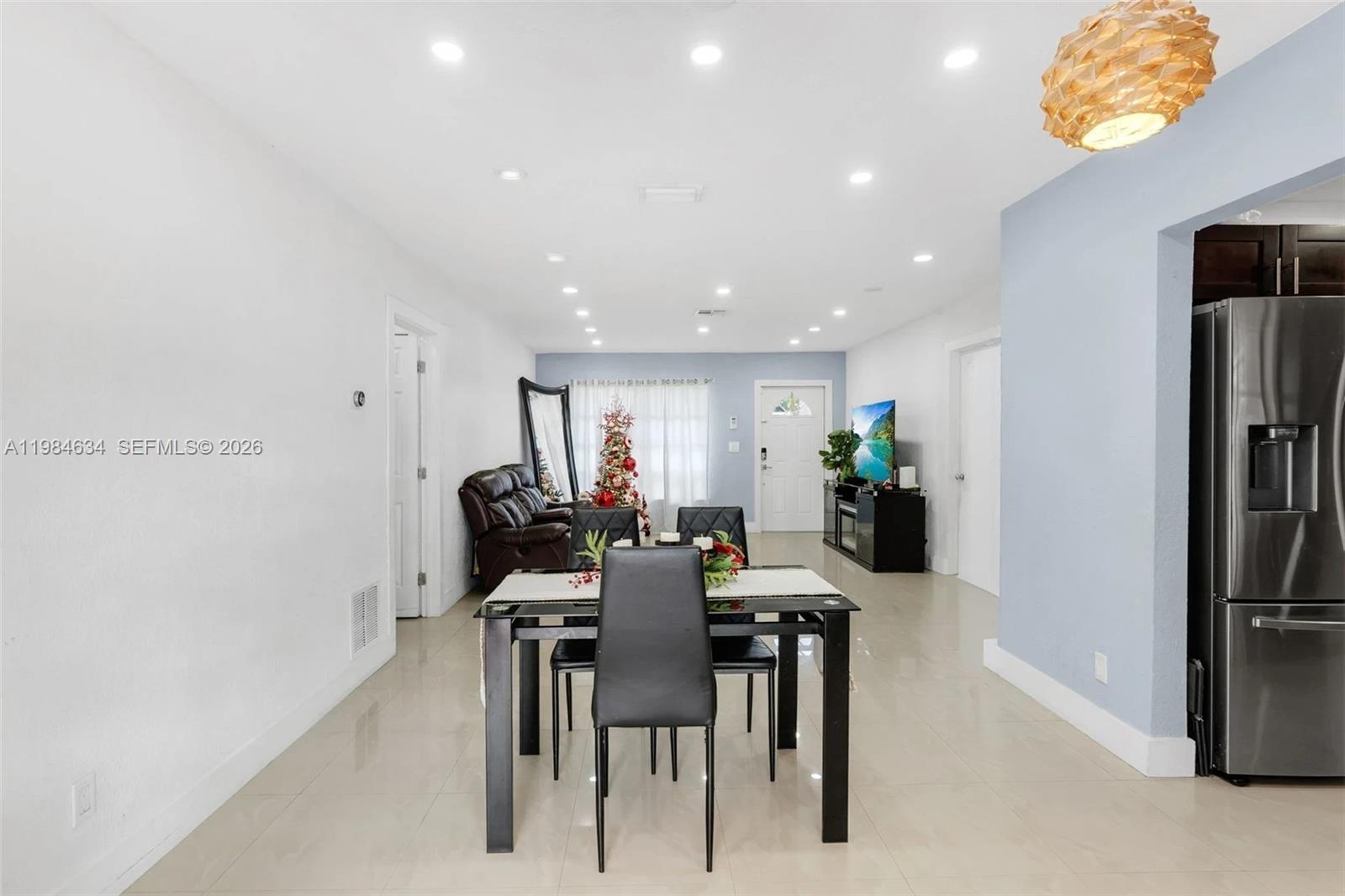 Hollywood East - Residential