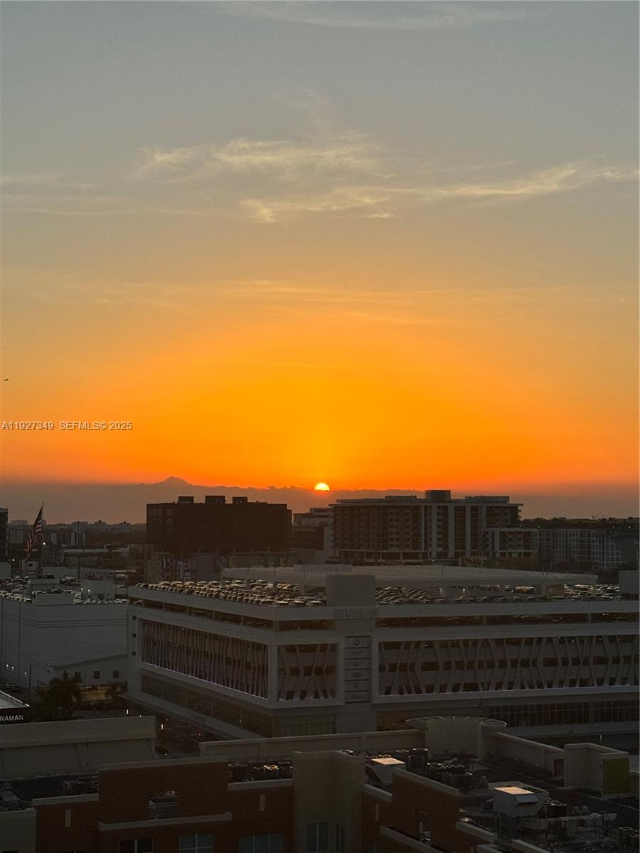 CITE CONDO - Residential