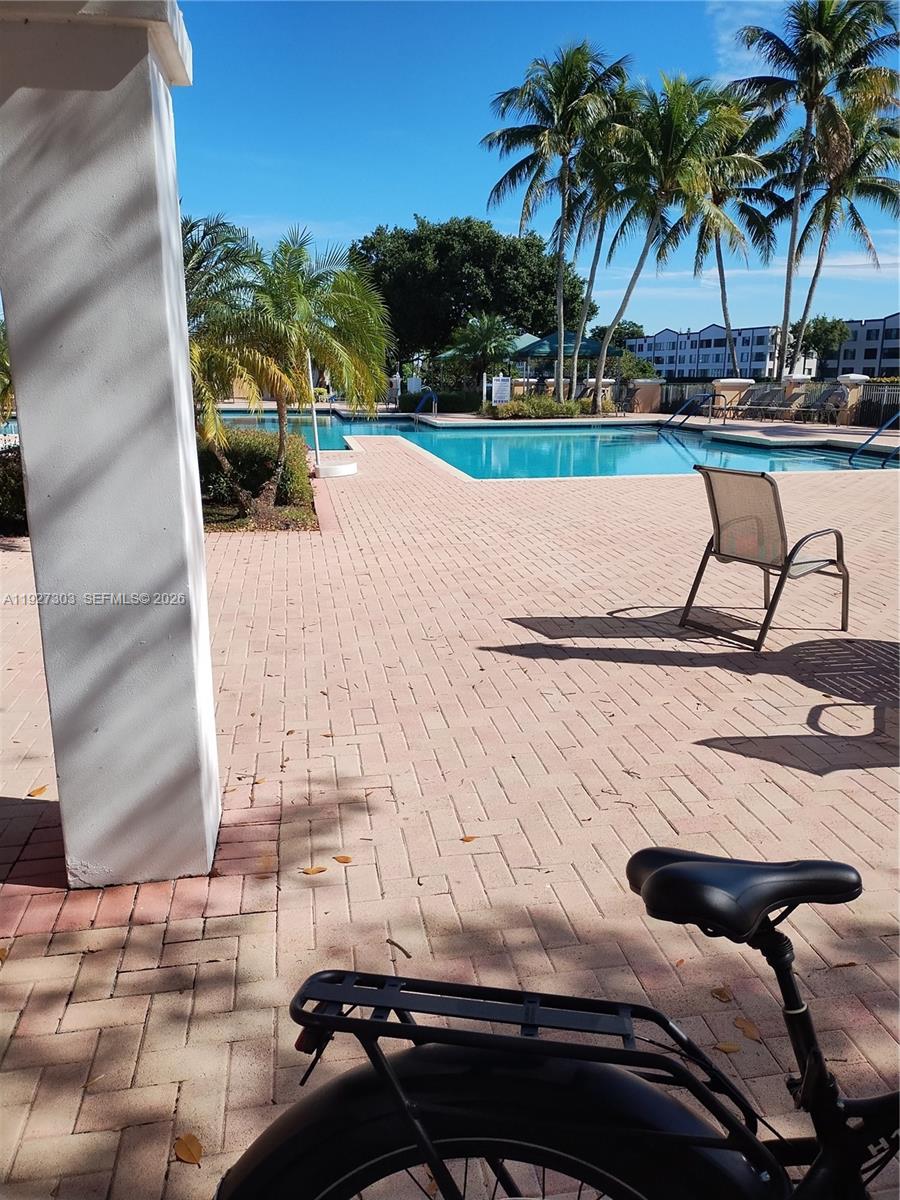 GRANVILLE CONDOMINIUM F - Residential