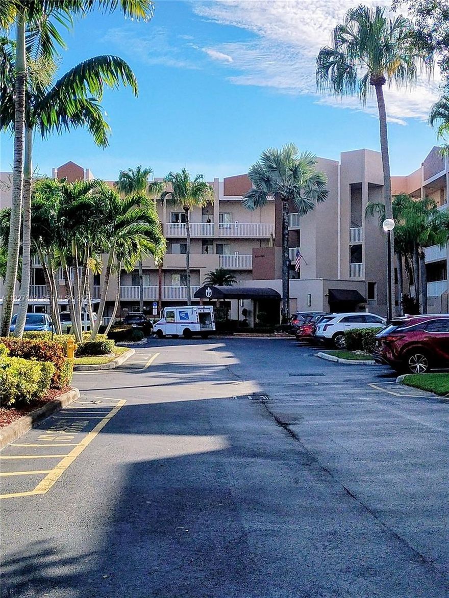 Waterfront open view with one of the Largest Condos in all of Kings Point.  One of a kind unit with open patio in addition to 2342 sq feet MUCH LARGER 2650 SQ FEET.  Additional Built in in Bedroom and Den. Updated kitchen cabinets and appliances. Most of all Covered Parking for your car and this is first spot outside the Building for convenience. This gem will not last long. Convenient to the spacious elevator this corner unit will give you an large outside patio/w storage. Shutters are included. Maintenance include cable and internet with most channels.  Washer and Dryer are large face loaders, newer, in their own private room. Master fits king size bed with lots of room Extra nice area with king size swimming pool, shows and plenty of things to do. Sunshine brings happy people and this is convenience to all. computer generated picture