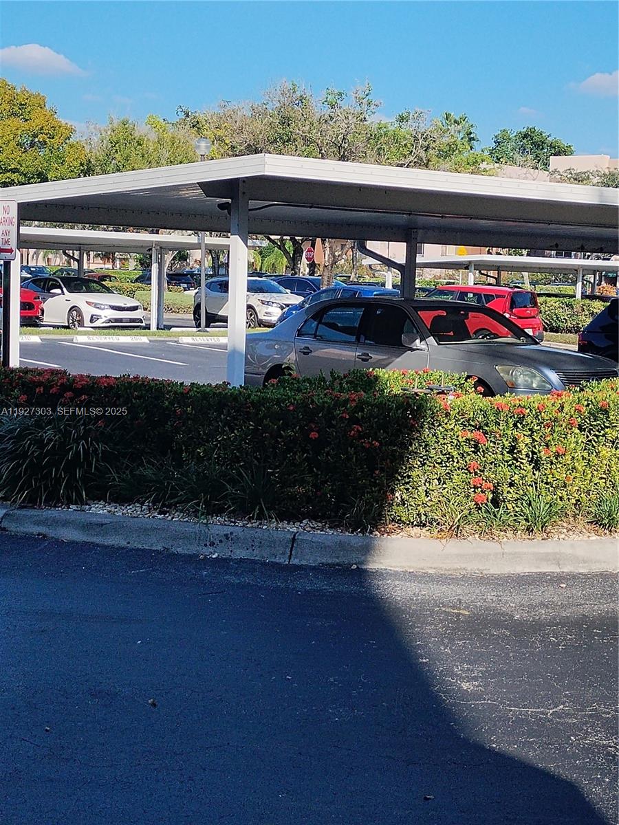 GRANVILLE CONDOMINIUM F - Residential