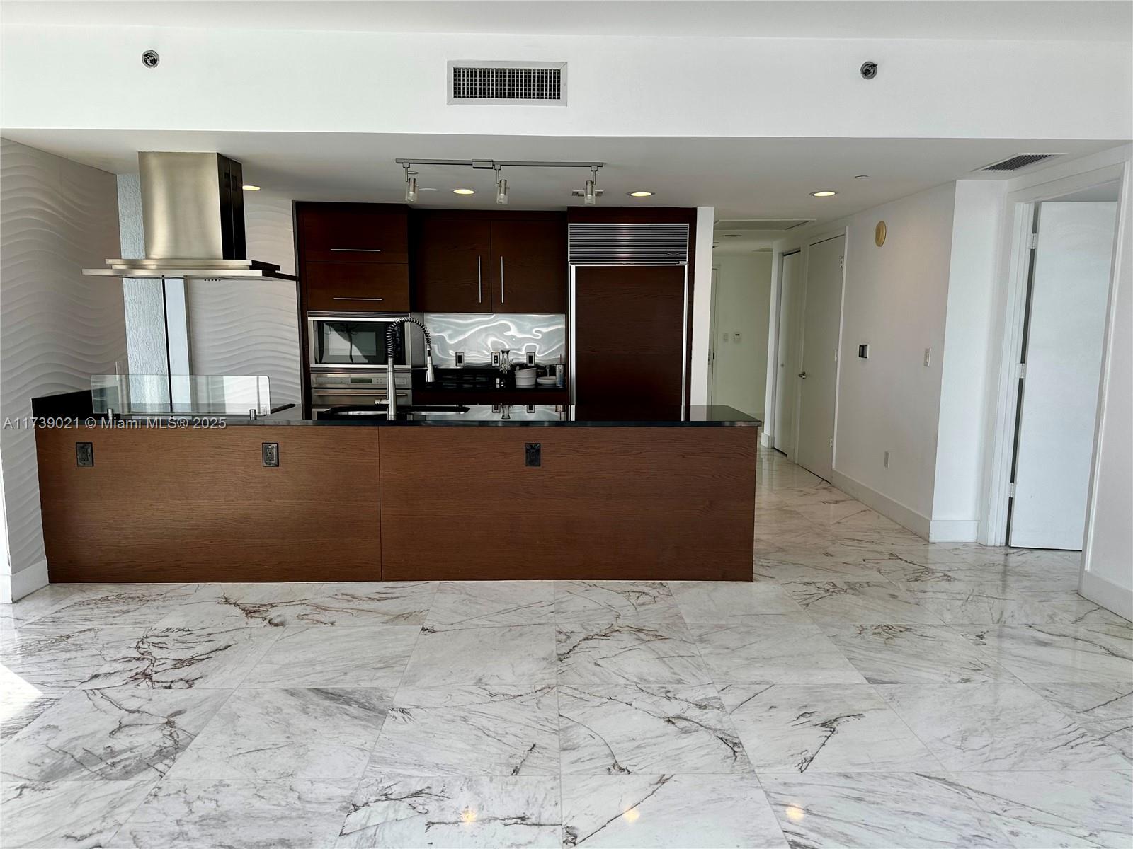 485 Brickell Ave 4402