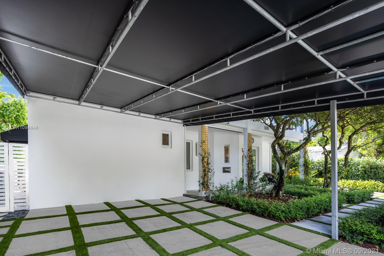 LA GORCE GOLF SUB - Residential