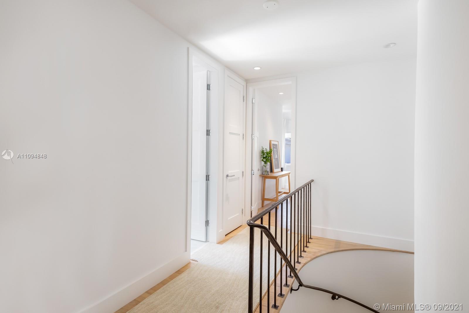 LA GORCE GOLF SUB - Residential