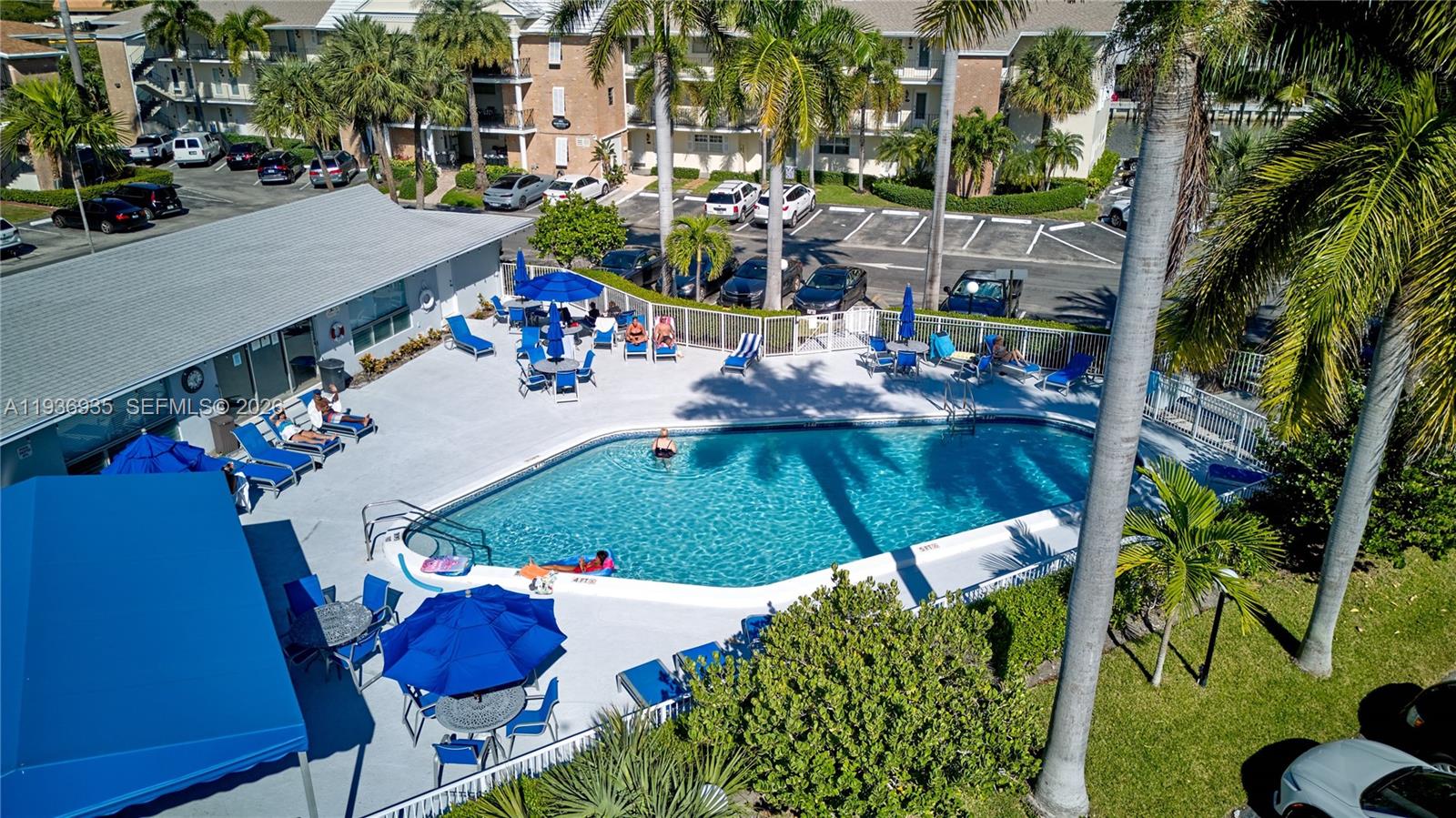 ISLE OF PARADISE CO-OP - Residential