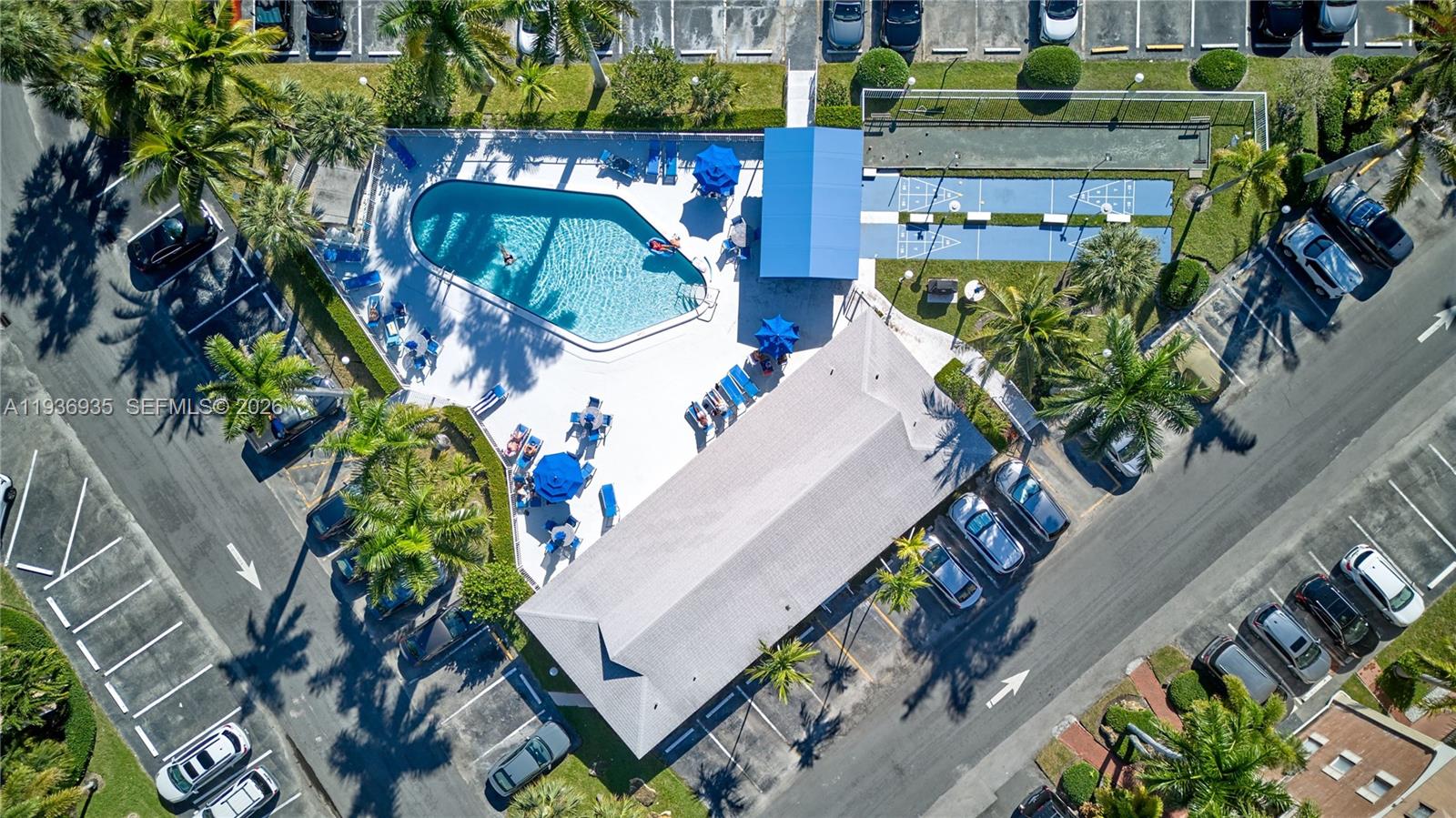 ISLE OF PARADISE CO-OP - Residential