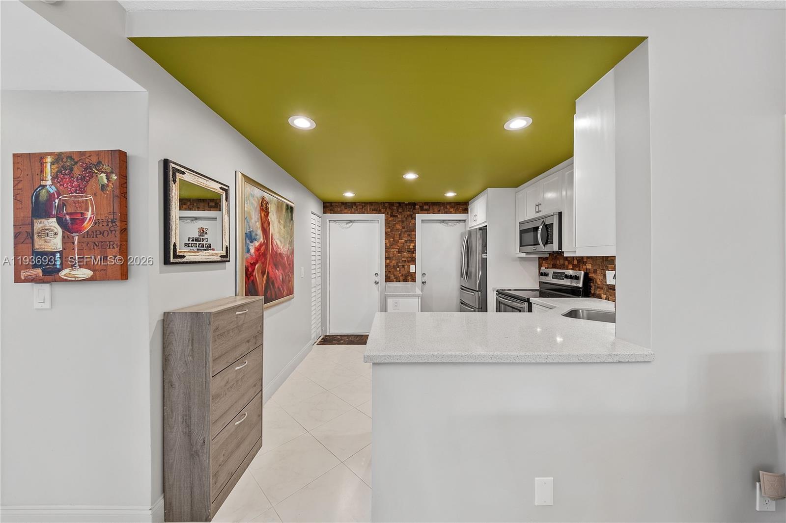 ISLE OF PARADISE CO-OP - Residential