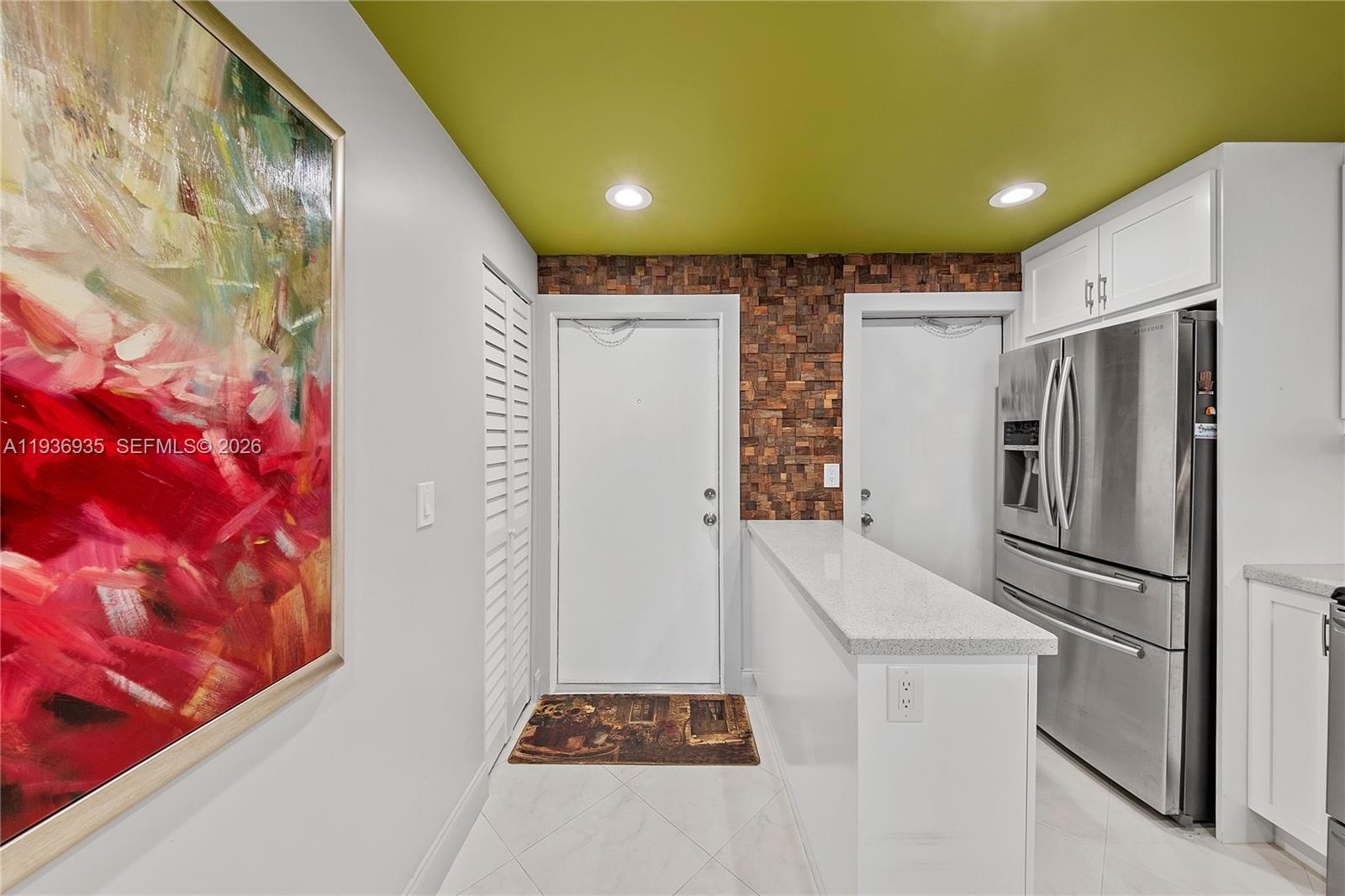 ISLE OF PARADISE CO-OP - Residential