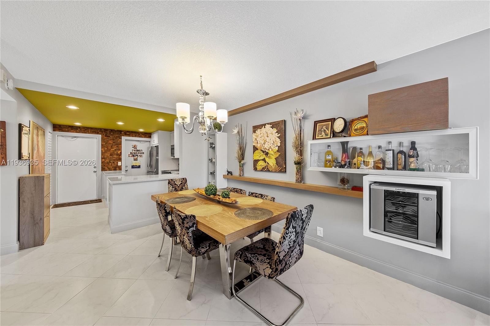 ISLE OF PARADISE CO-OP - Residential