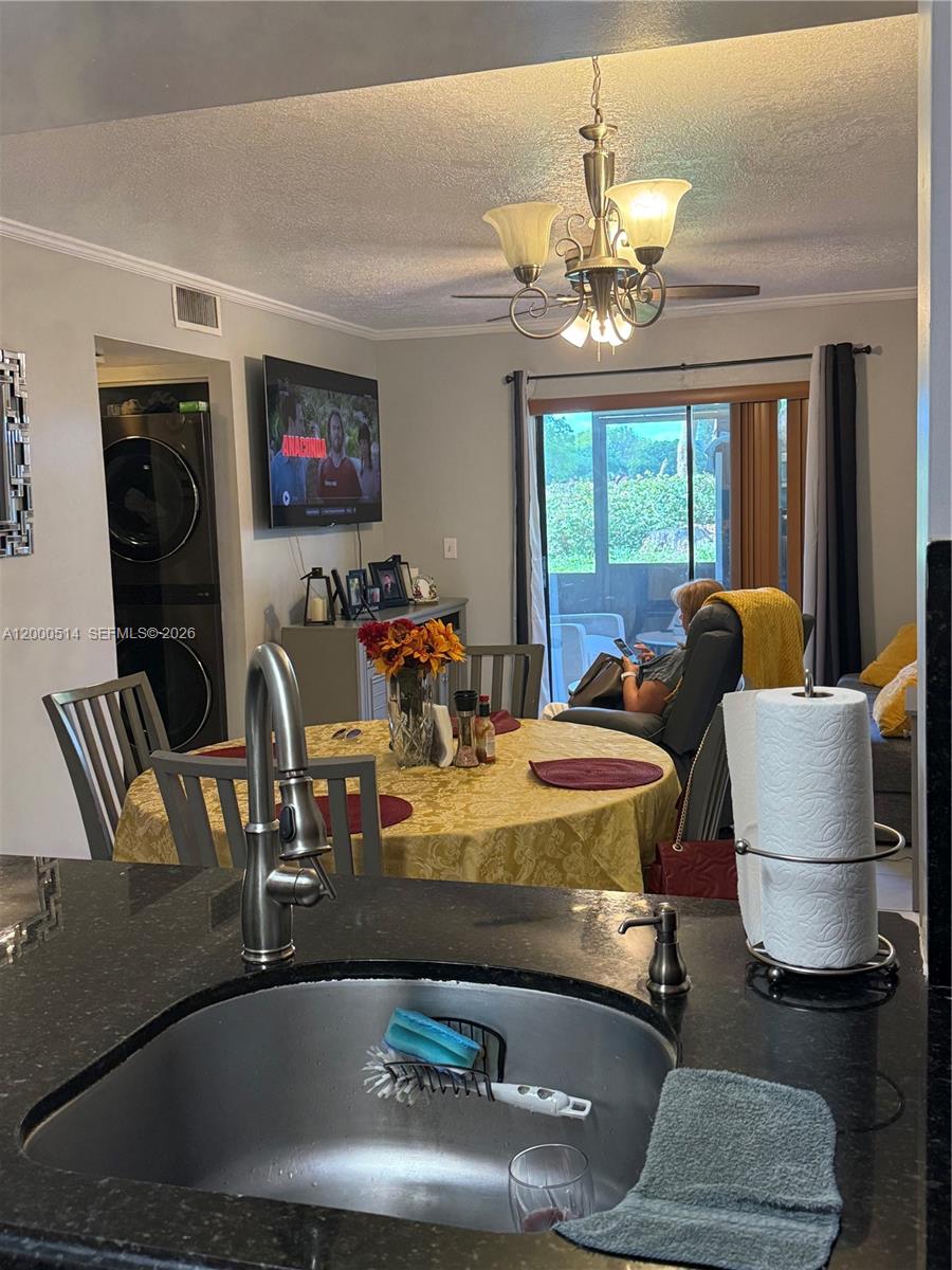 BANYAN TREE FOUR CONDO - Residential