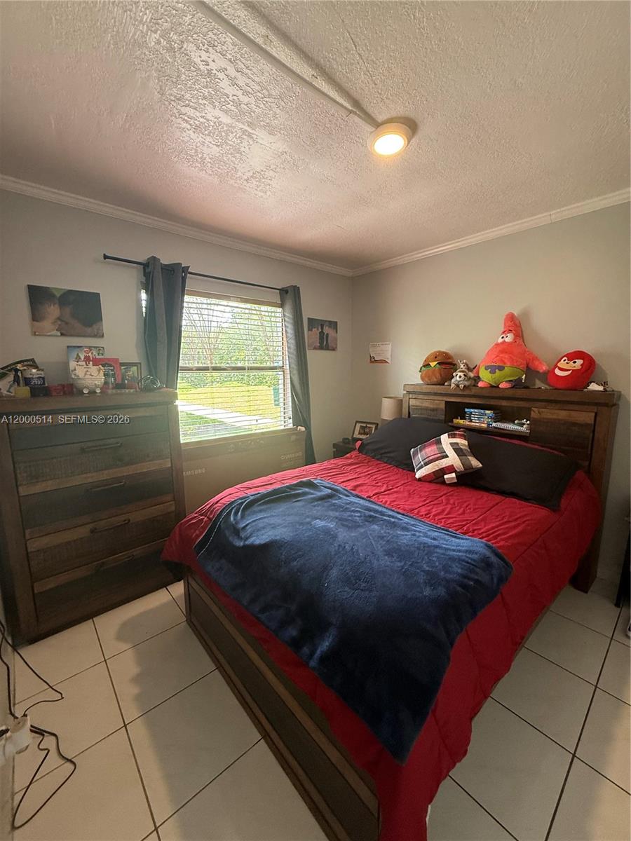 BANYAN TREE FOUR CONDO - Residential