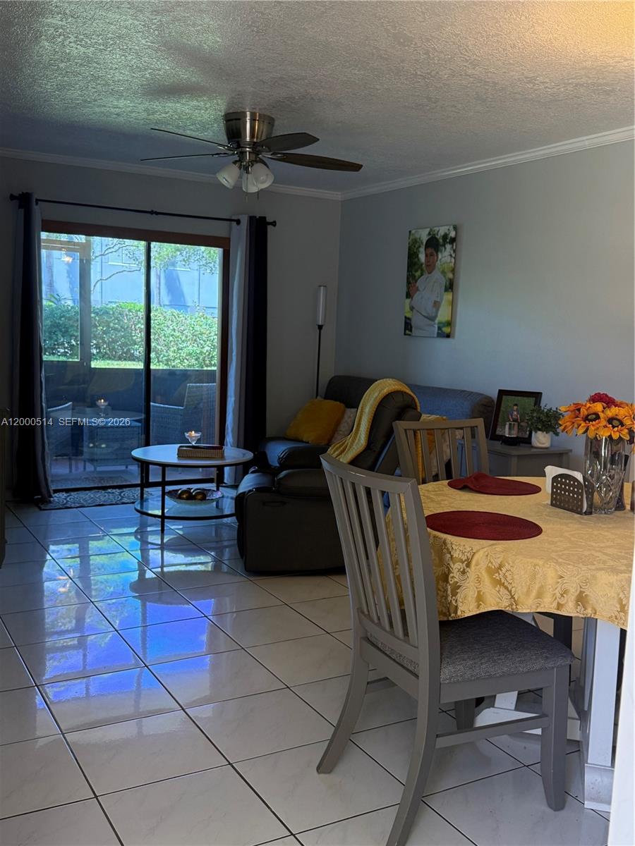 BANYAN TREE FOUR CONDO - Residential