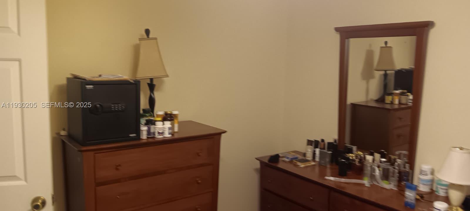 DELTONA LAKES UNIT 8 - Residential