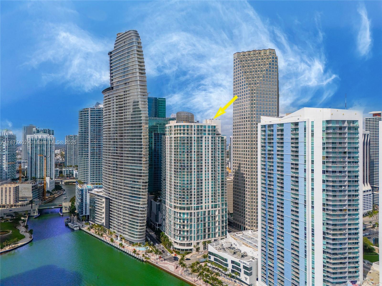 MET 1 CONDO - Residential