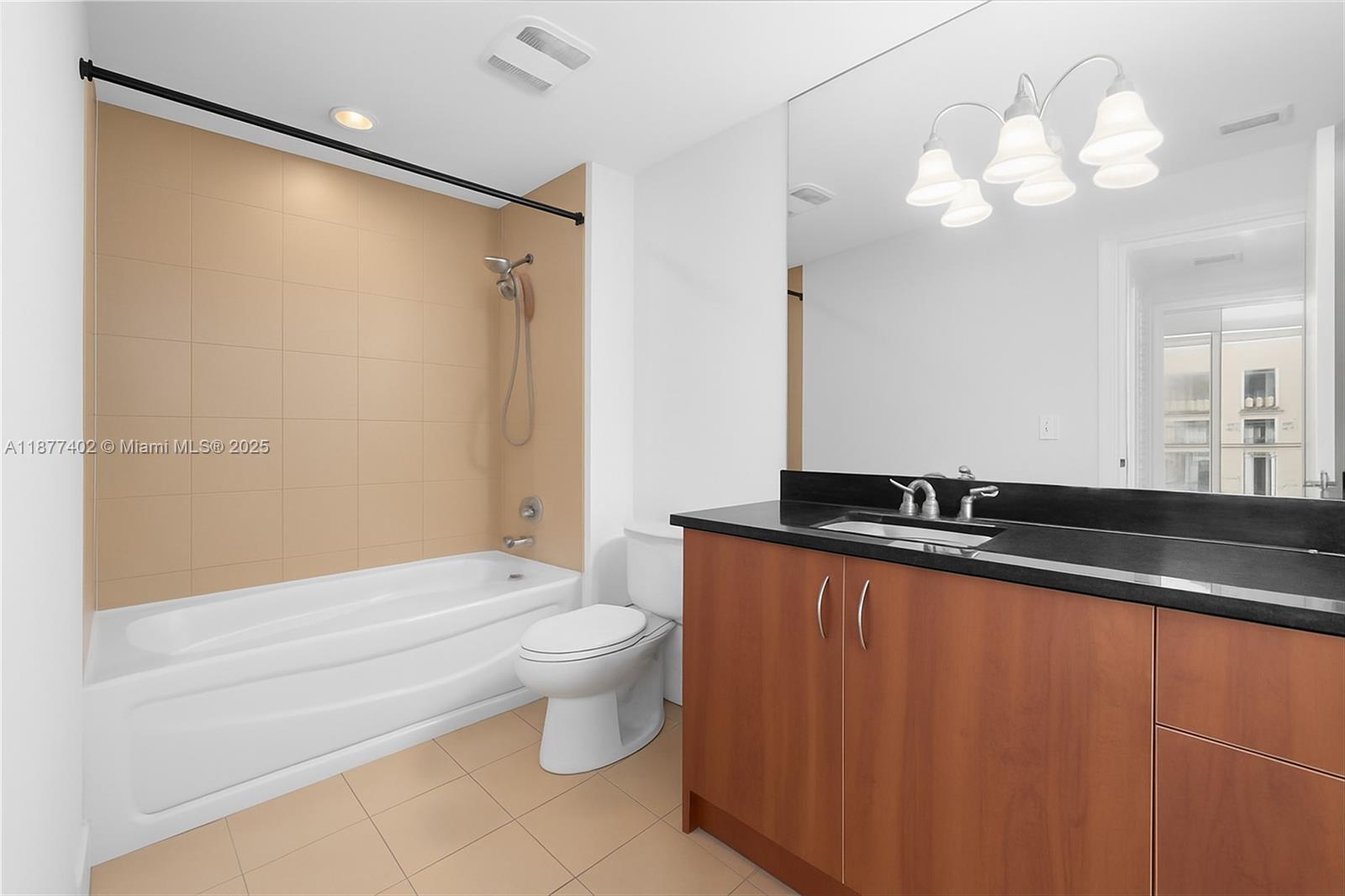 MET 1 CONDO - Residential