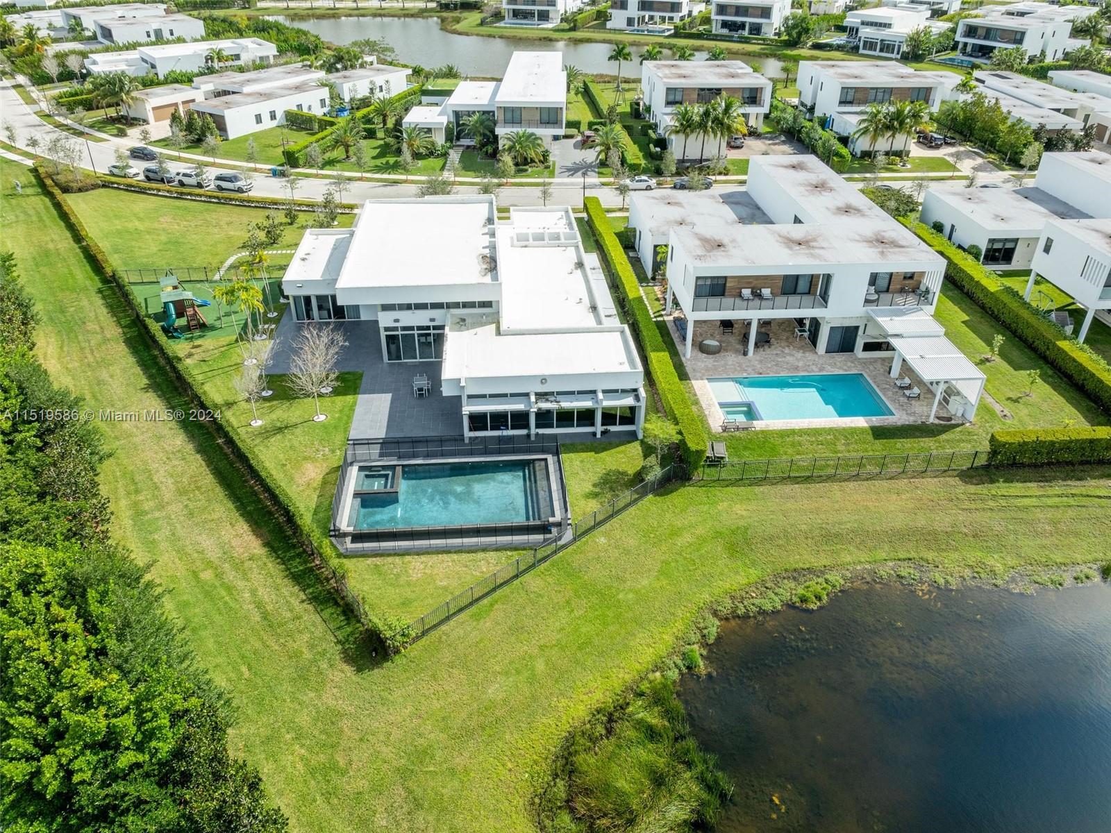 Botaniko - Residential