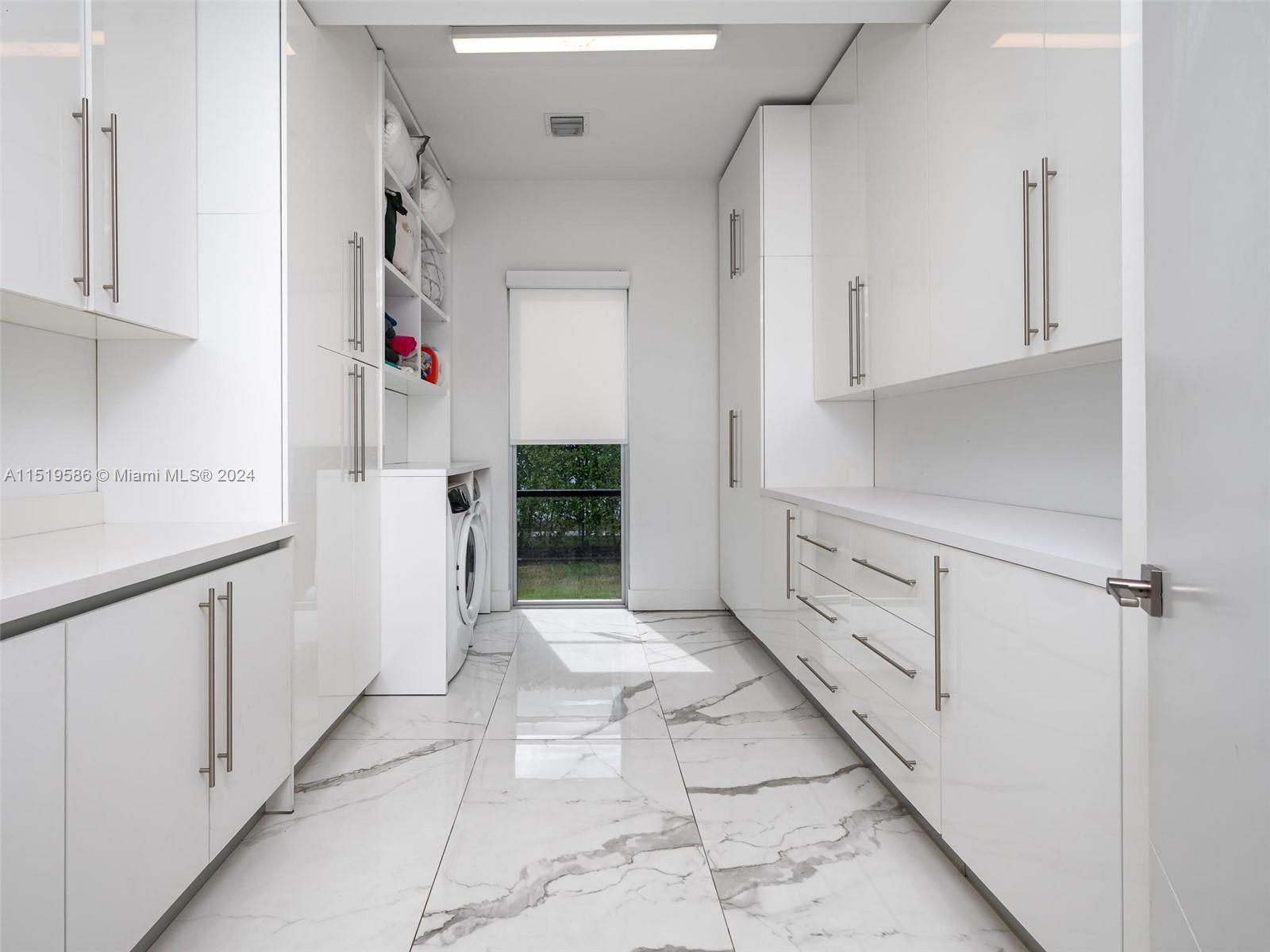 Botaniko - Residential