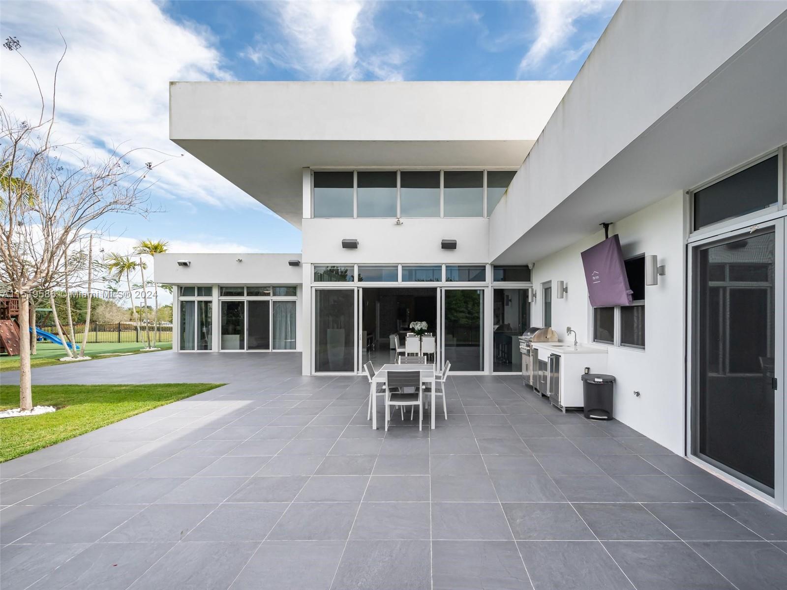 Botaniko - Residential