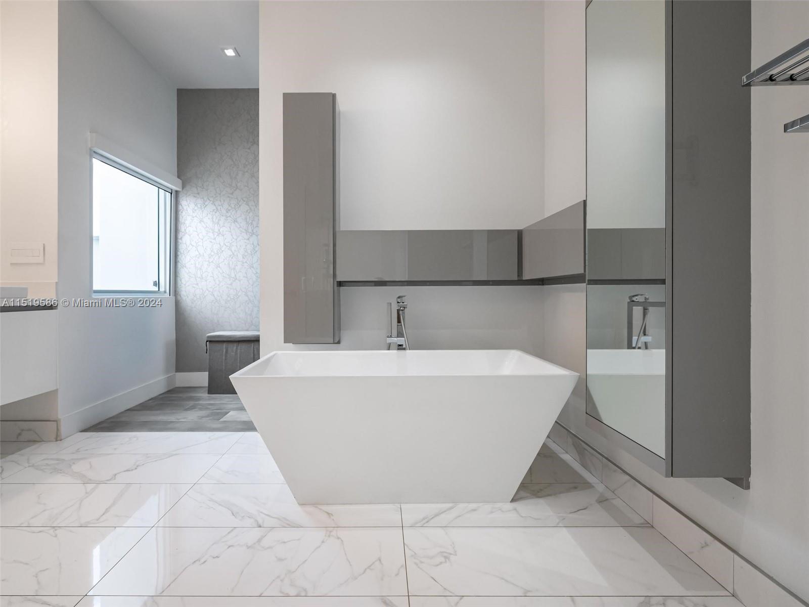 Botaniko - Residential