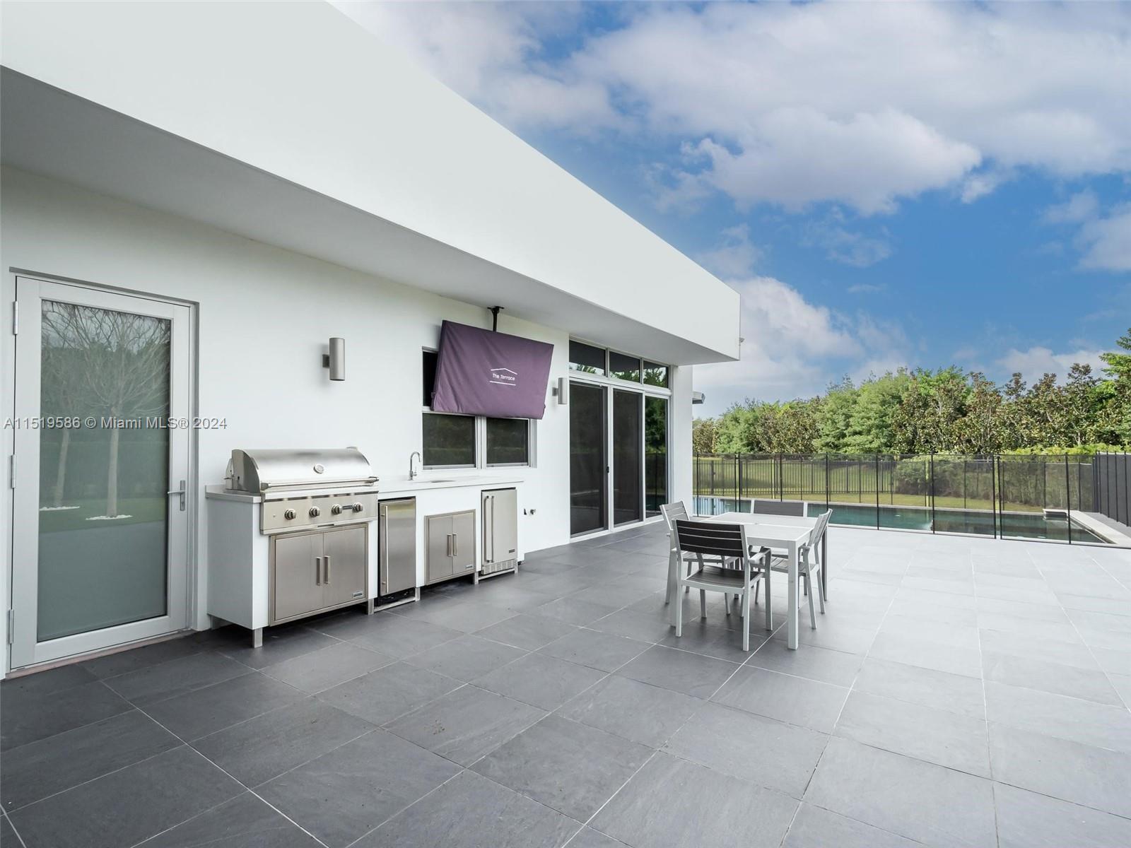 Botaniko - Residential