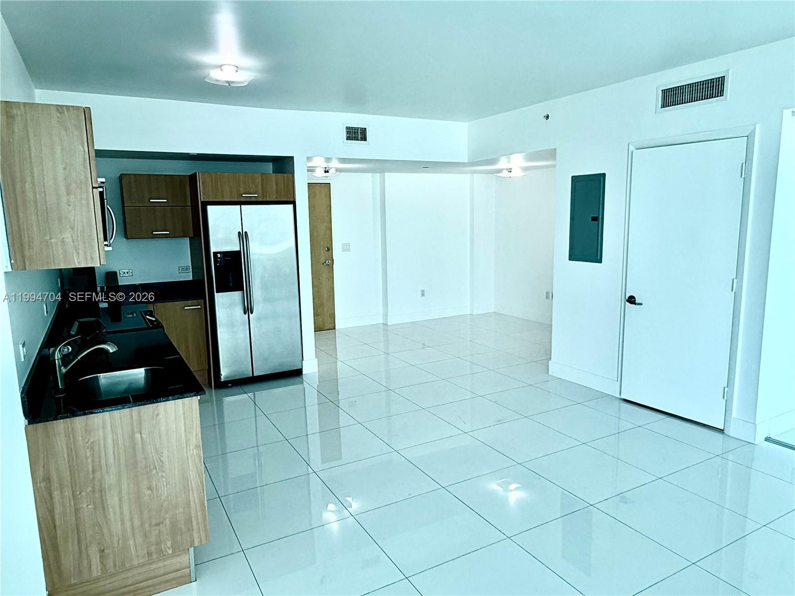 WIND CONDO - Residential Lease