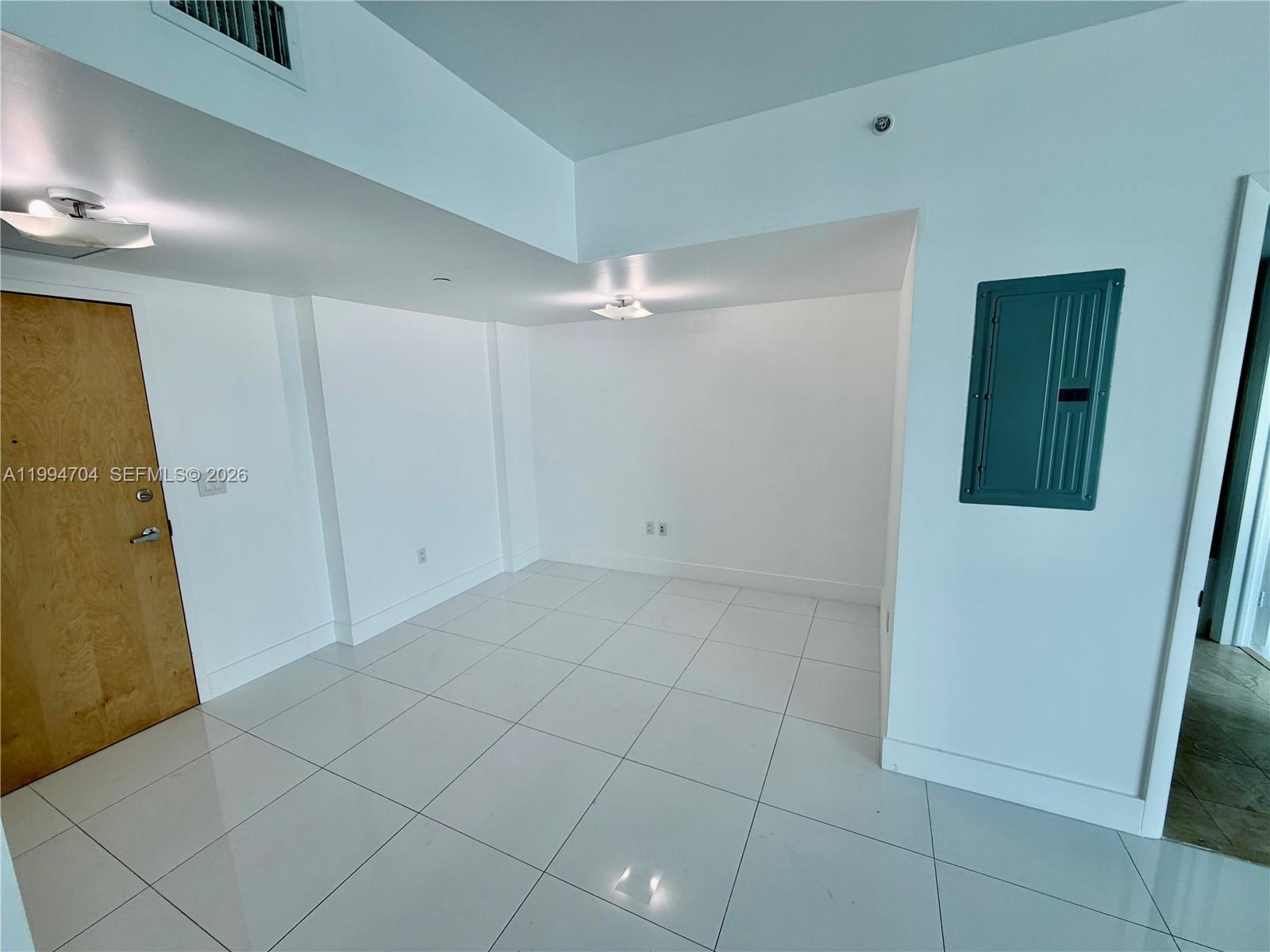 WIND CONDO - Residential Lease