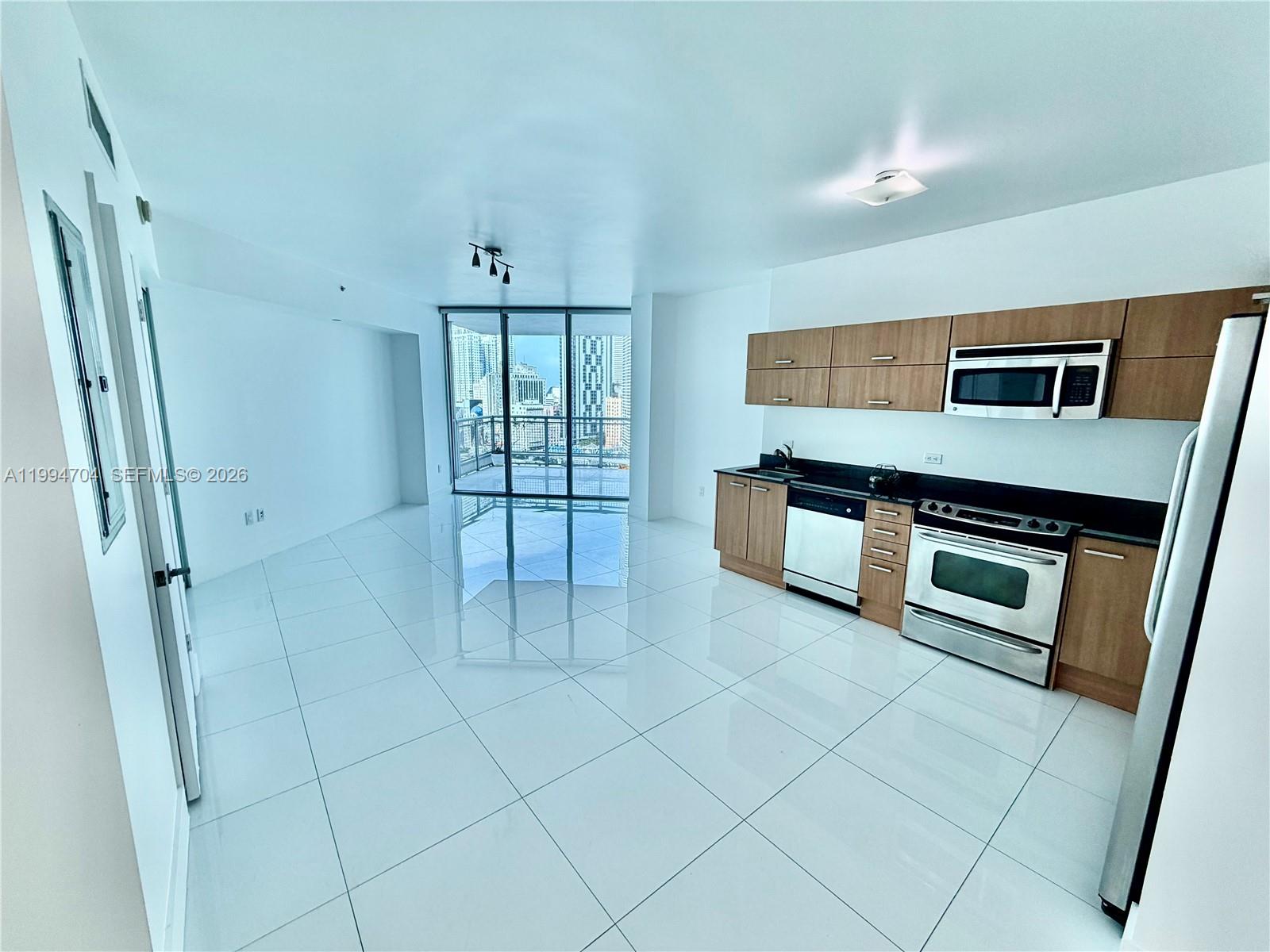 WIND CONDO - Residential Lease