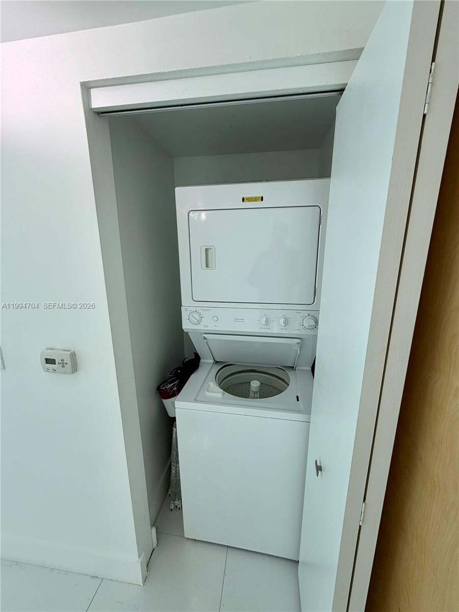 WIND CONDO - Residential Lease