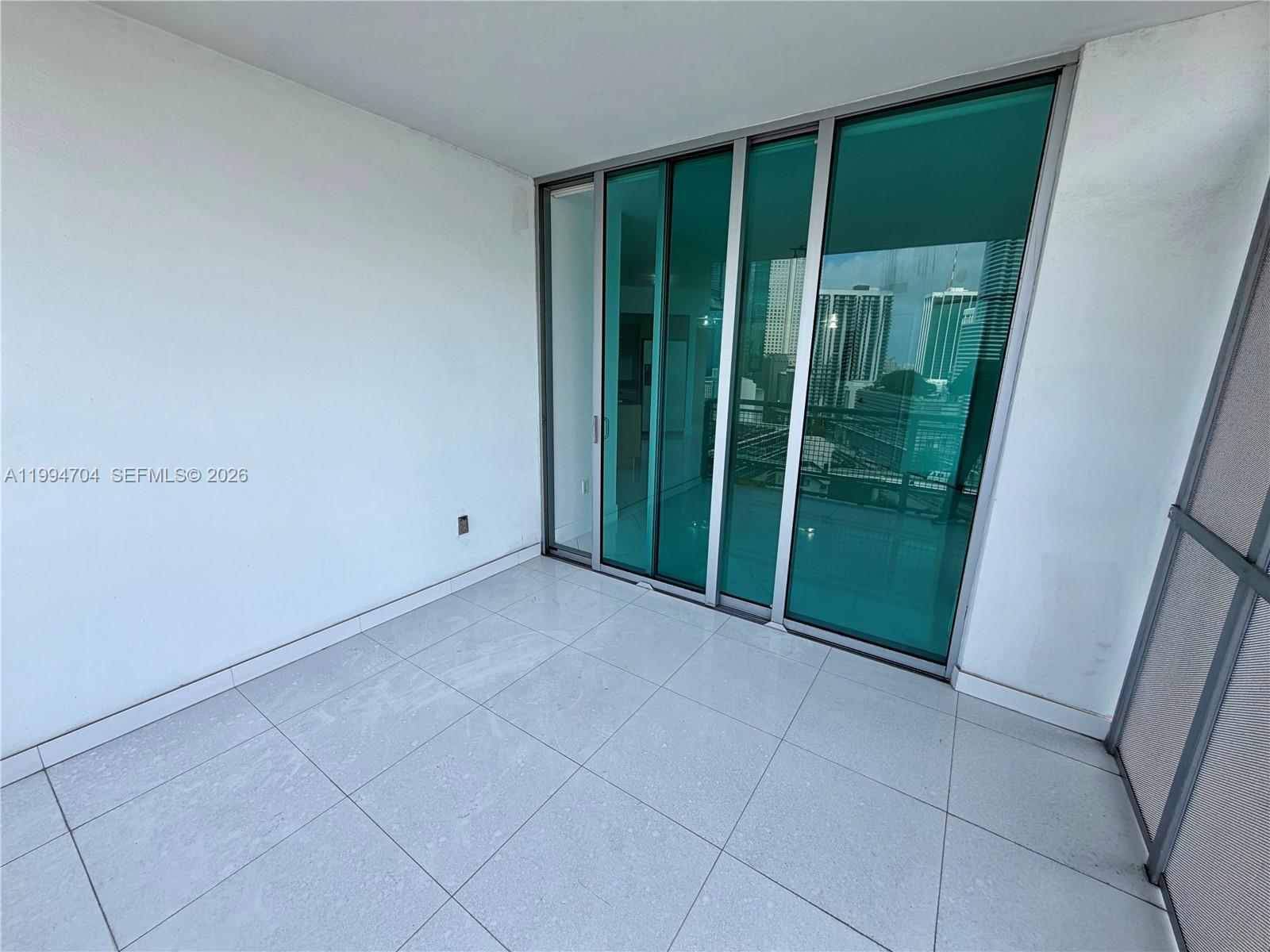 WIND CONDO - Residential Lease