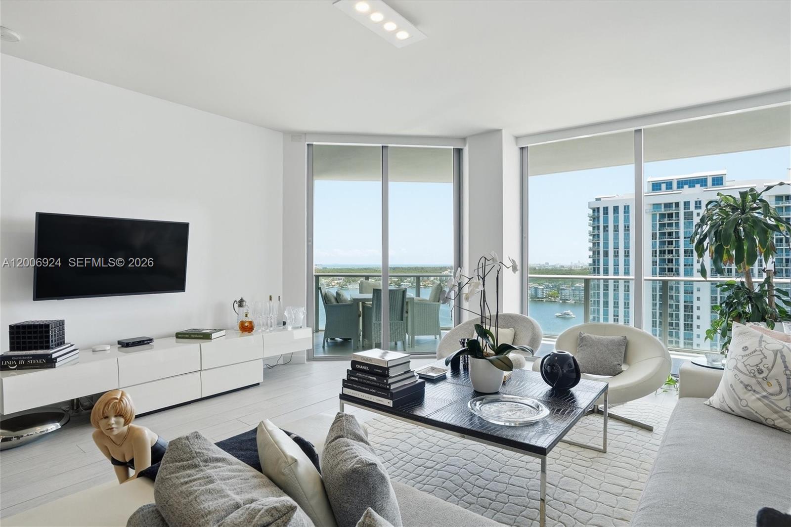 MARINA PALMS RESIDENCES N - Residential