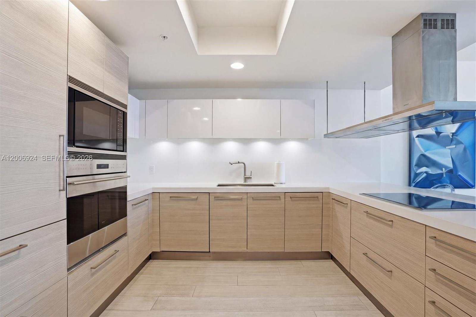 MARINA PALMS RESIDENCES N - Residential