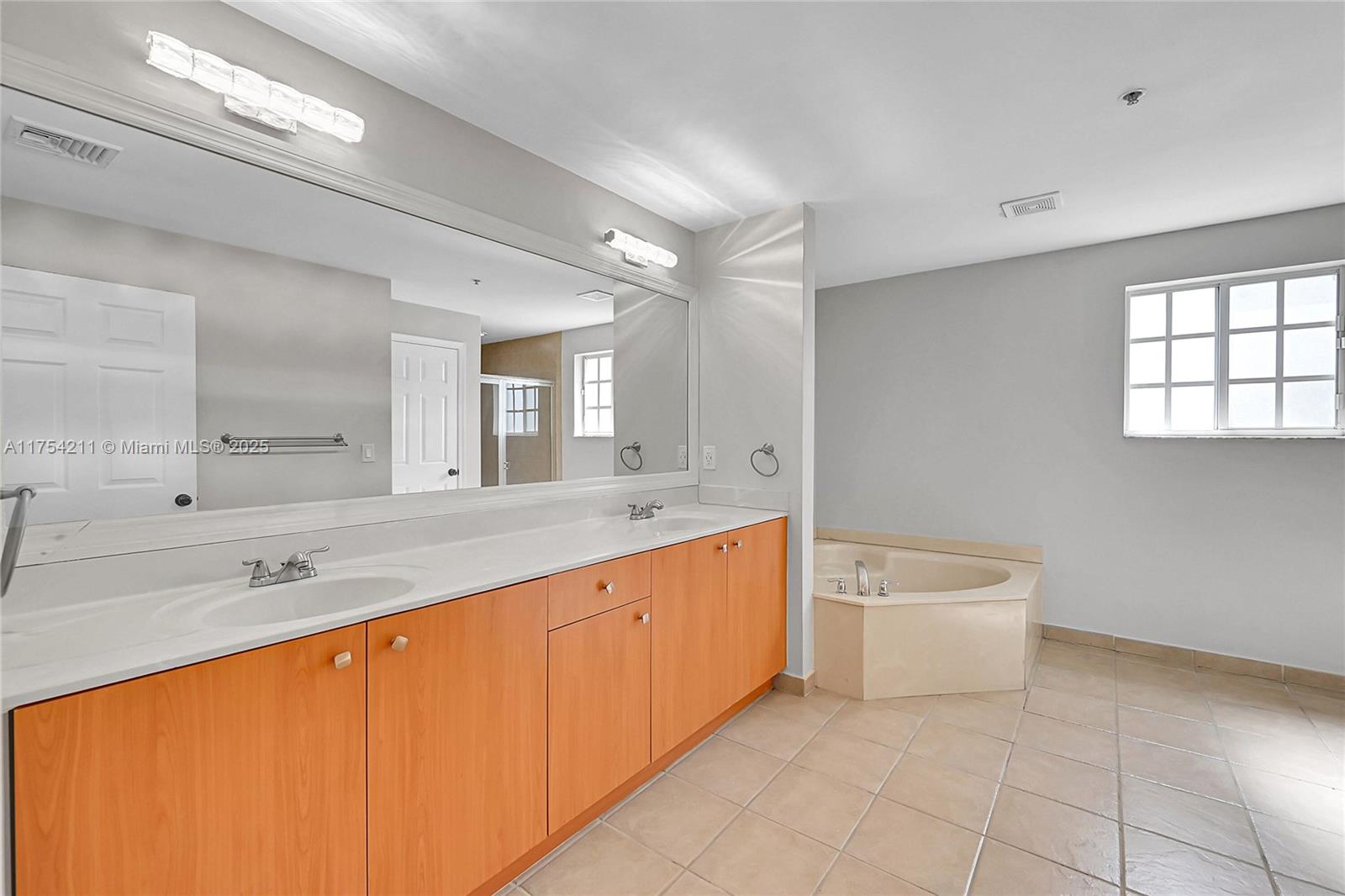GEORGETOWN - Residential