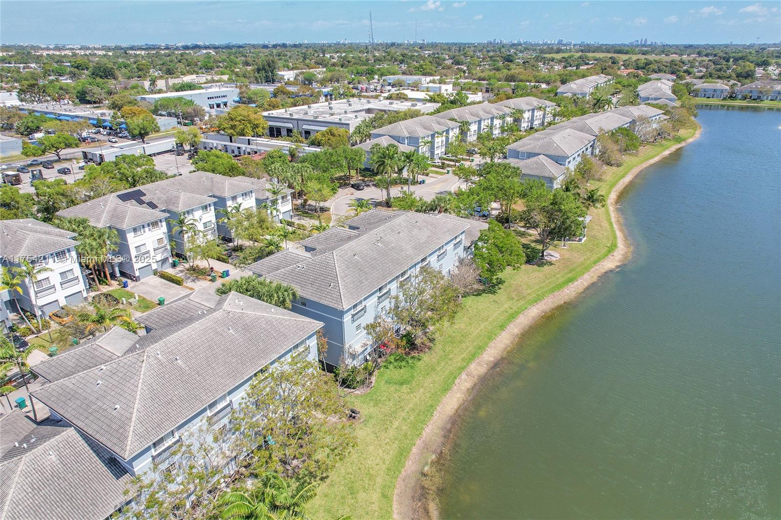 GEORGETOWN - Residential