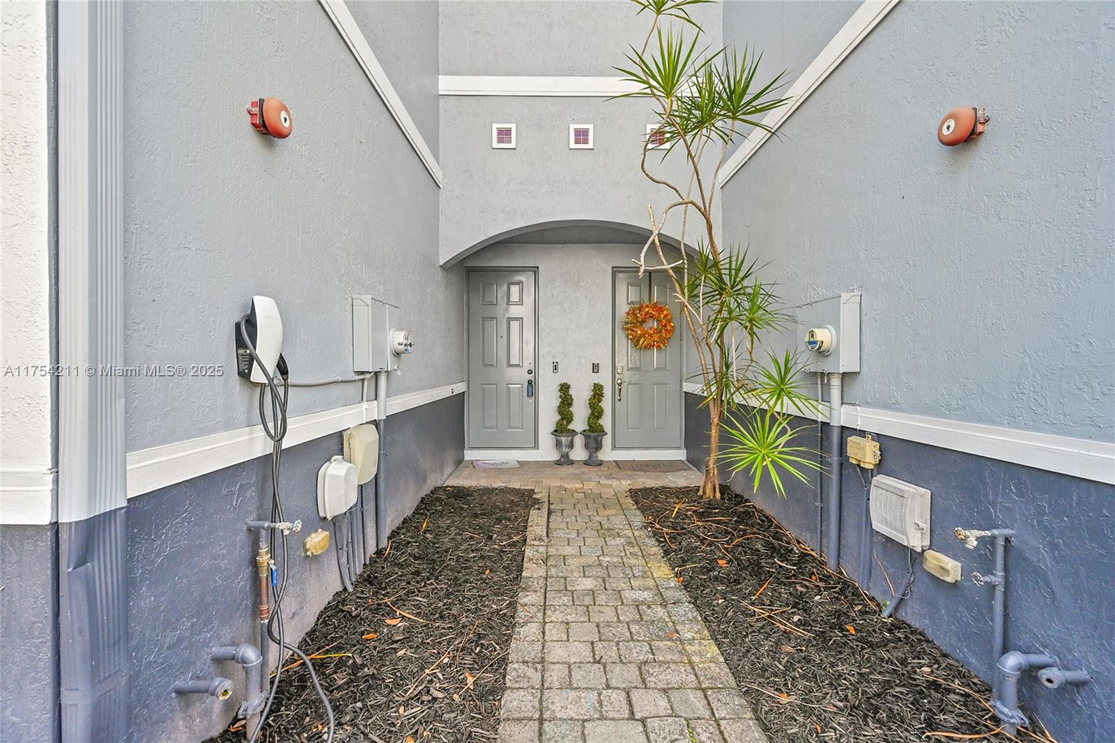 GEORGETOWN - Residential