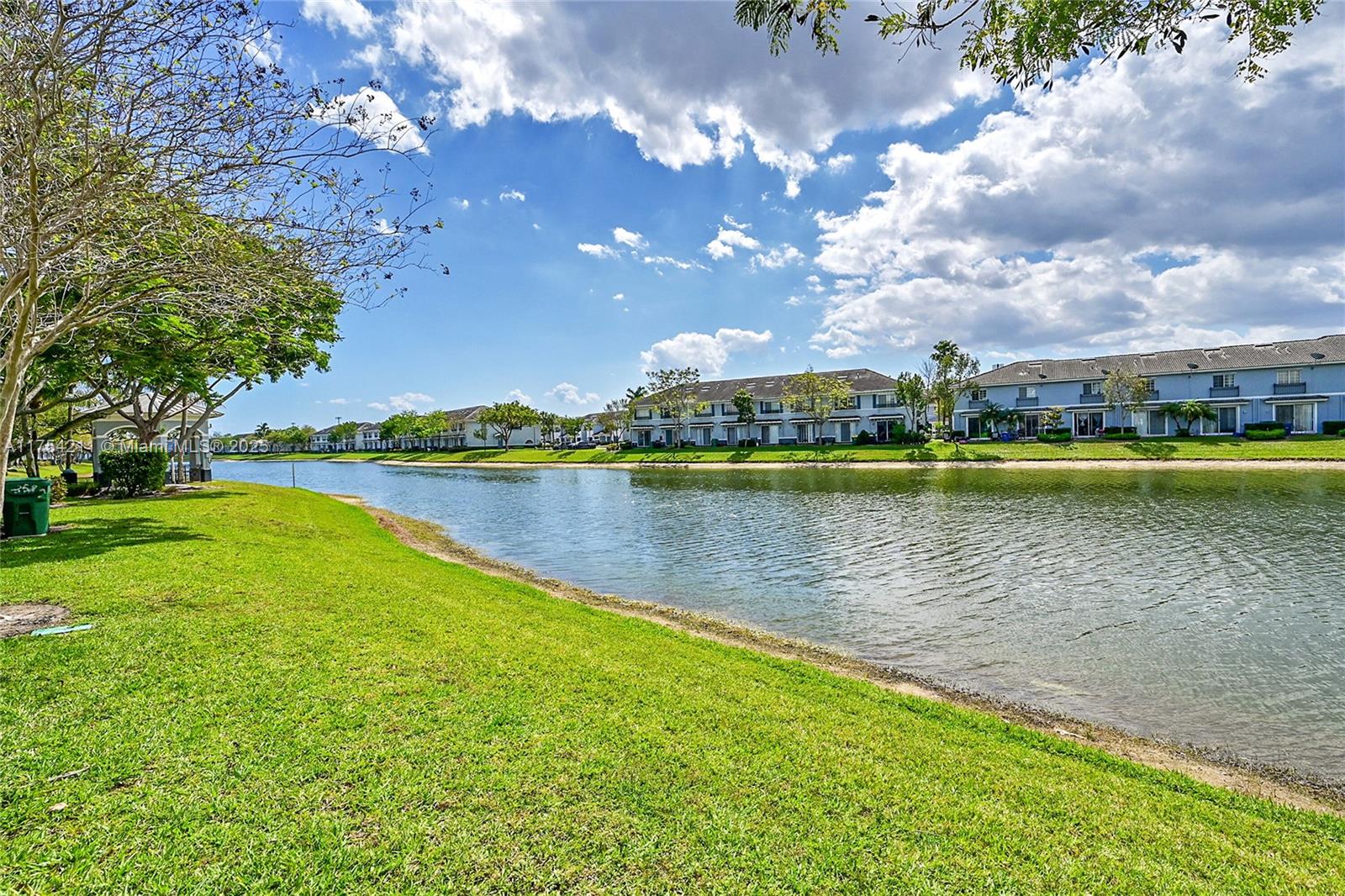 GEORGETOWN - Residential