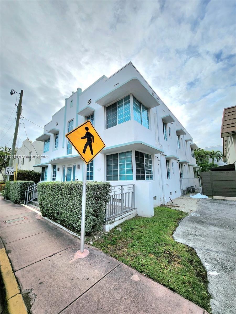 Available Now. Live effortlessly at Baronval! This boutique gem offers just 8 units, a lush backyard oasis, and proximity to the ocean. This furnished garden view residence is flooded with light, featuring high ceilings, a modern kitchen, IMPACT windows, new A/C units, and ample closet space. Perfectly situated for North Beach living, with a 36-acre beachfront park, NOBE Yard, and Bandshell district nearby. Pet-friendly, secure entrance, and on-site laundry make this a delightful retreat! Showings are fast and​​‌​​​​‌​‌​​​‌‌​​​‌‌‌​​‌​​‌‌​​​​ easy.