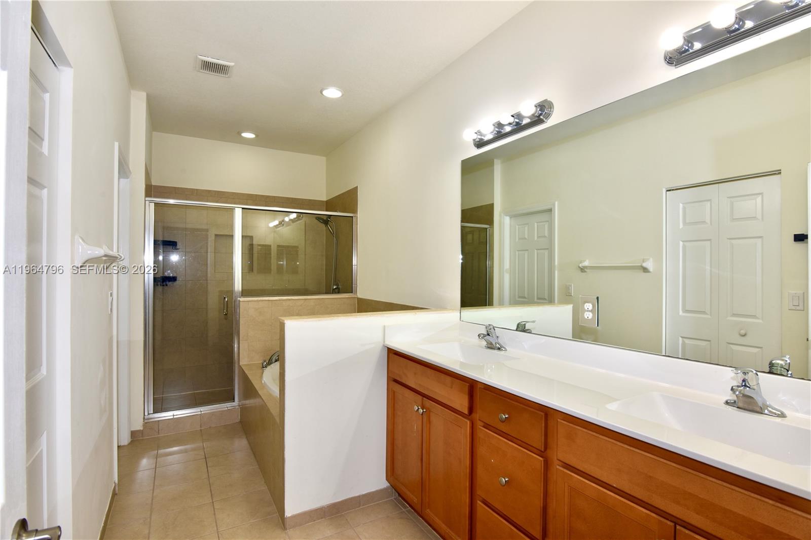 BAYWINDS AT COZUMEL - Residential