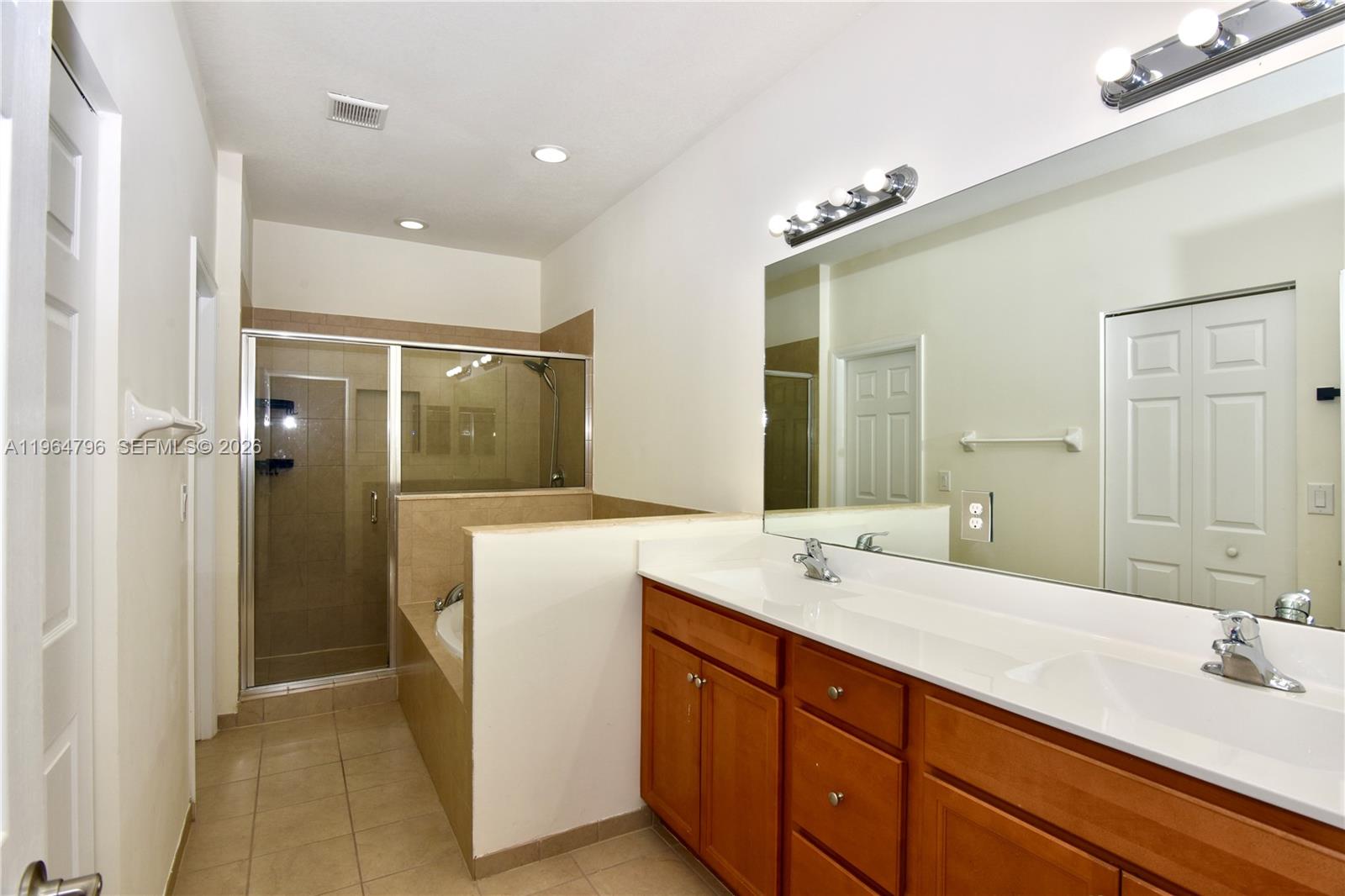 BAYWINDS AT COZUMEL - Residential