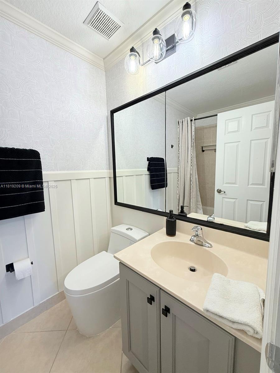 ISLES AT WESTON - Residential