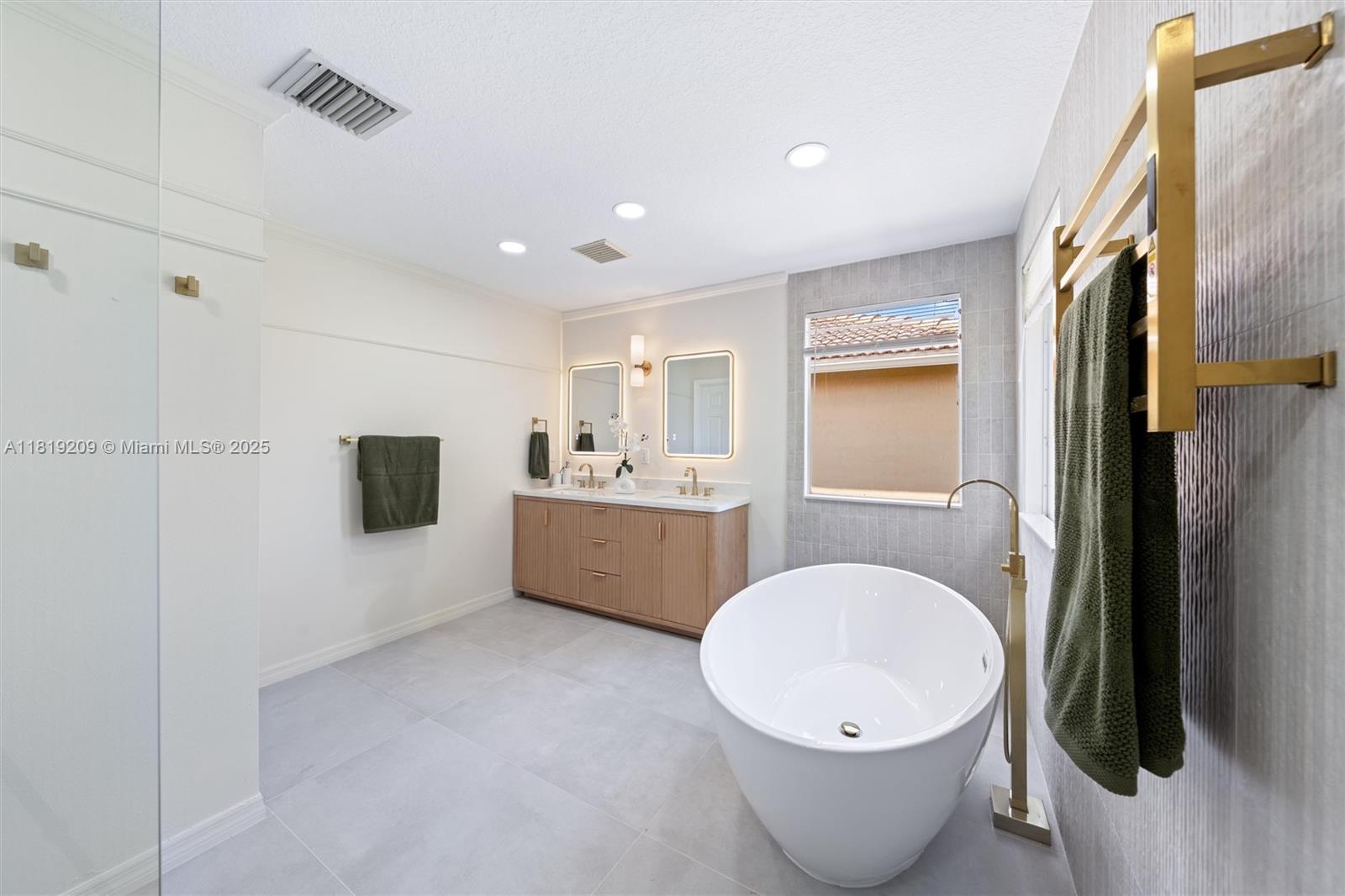 ISLES AT WESTON - Residential