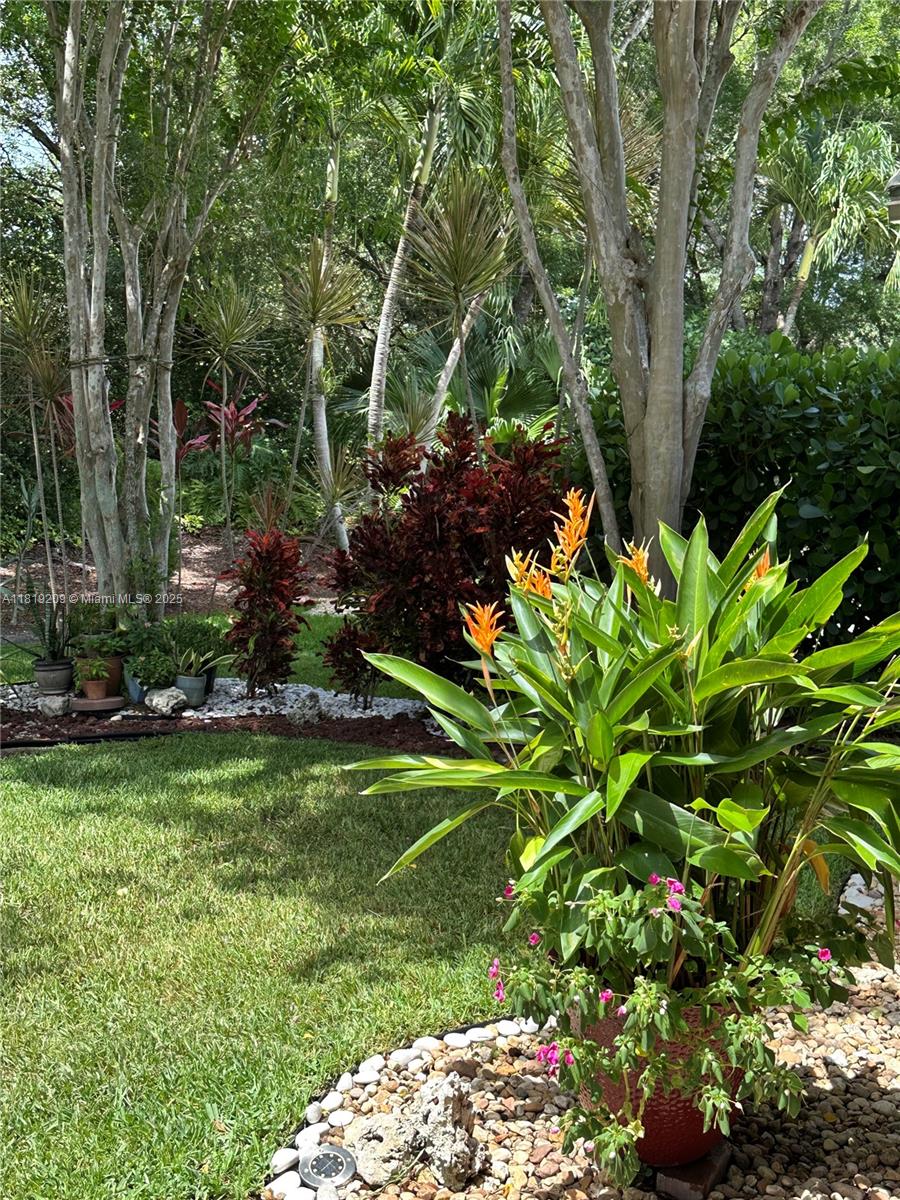 ISLES AT WESTON - Residential