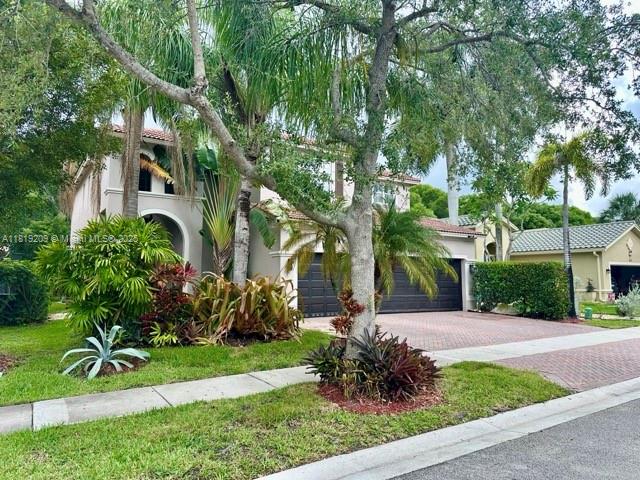 19421 Stonebrook St, Weston, FL, 33332/$1,150,000 2 19421 Stonebrook St