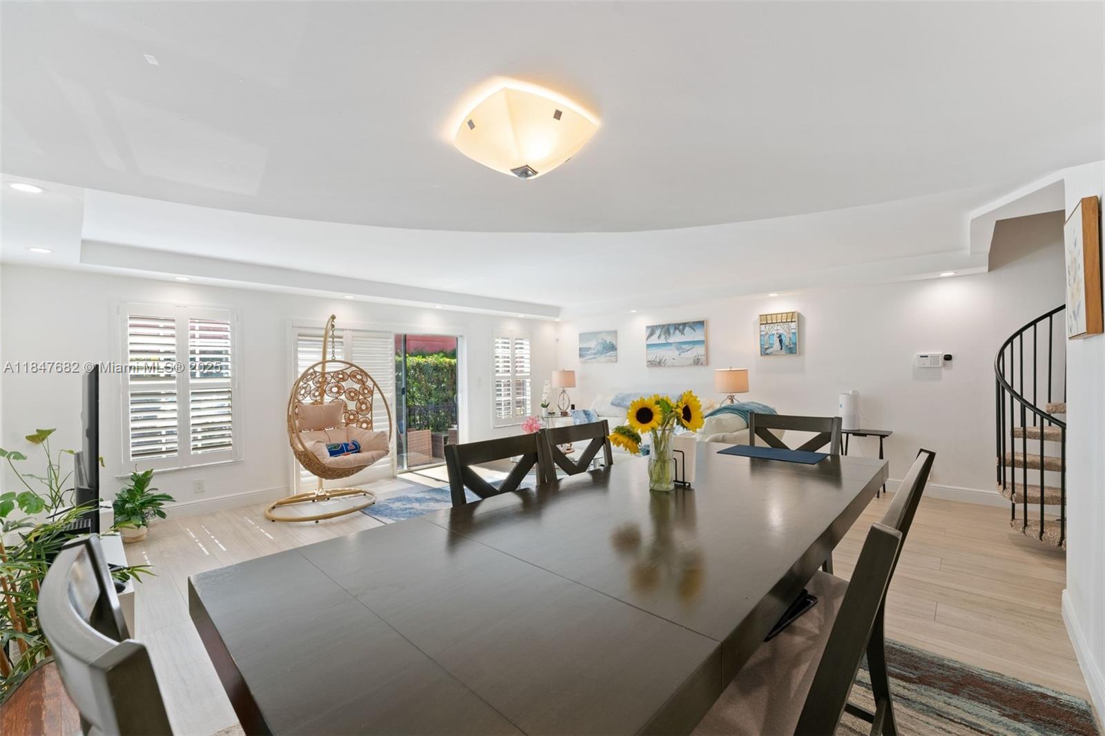 670 Tennis Club Dr 110, Fort Lauderdale, FL, 33311/$315,000 3 670 Tennis Club Dr 110