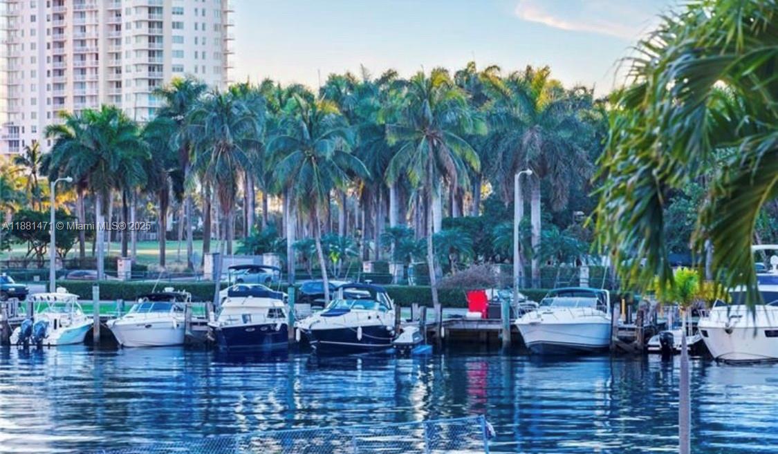DESOTO PARK CONDO - Residential Lease