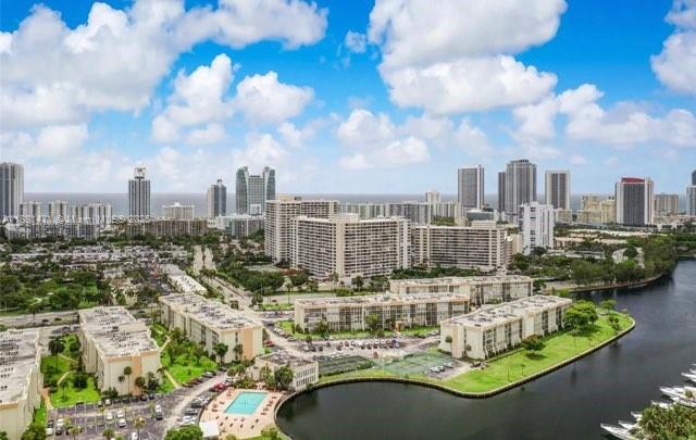 DESOTO PARK CONDO - Residential Lease