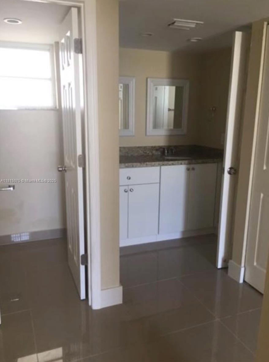SAN MARCO CONDO - Residential Lease