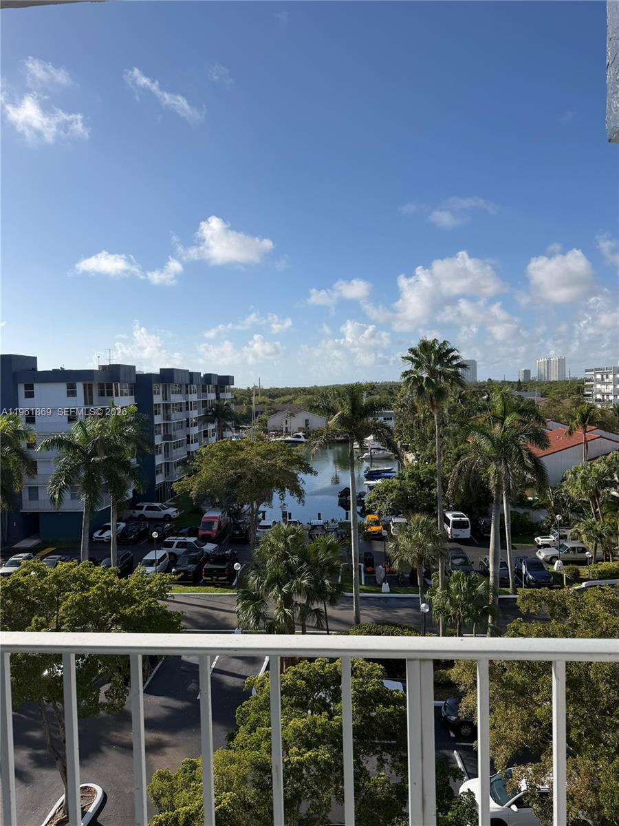 REEF NORTH CONDO - Residential