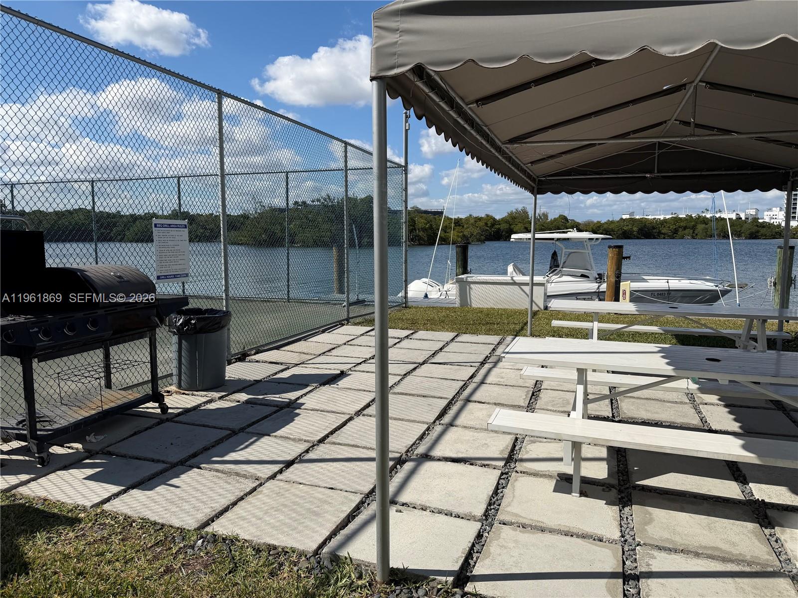 REEF NORTH CONDO - Residential