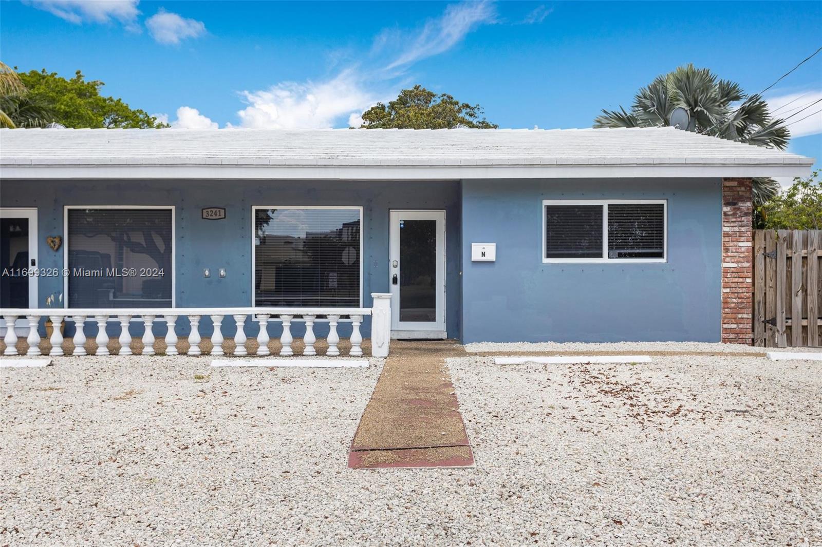 3241 NE 17th Ave